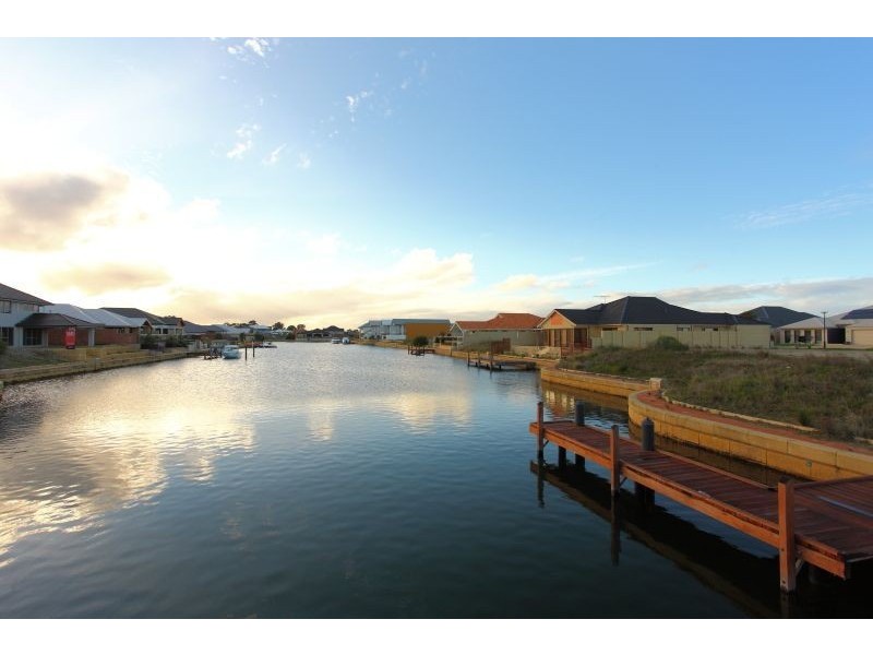 40 Katinka Retreat, Dudley Park WA 6210