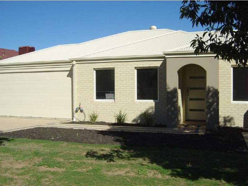 1/13-15 James Street, Cannington WA 6107