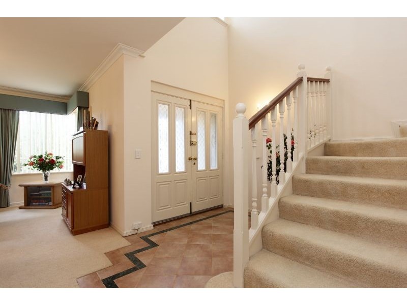 10 Queens Road, Mount Pleasant WA 6153