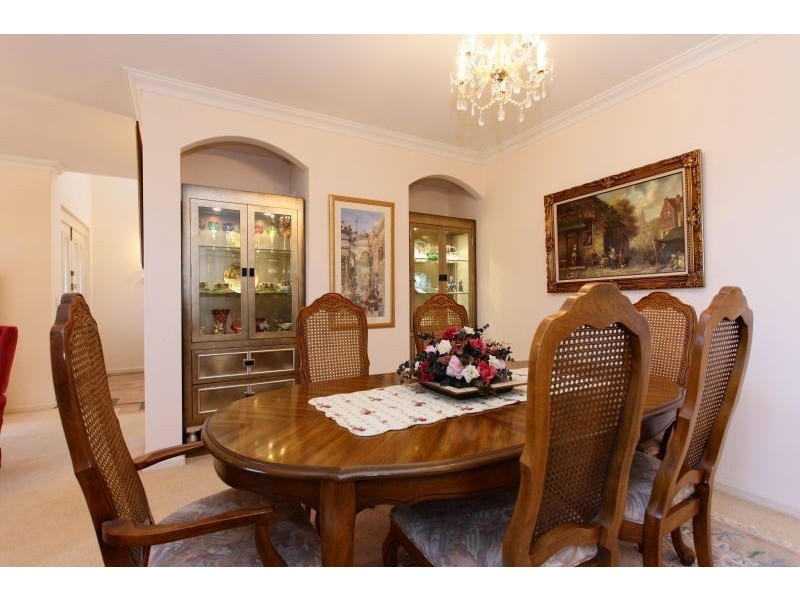 10 Queens Road, Mount Pleasant WA 6153