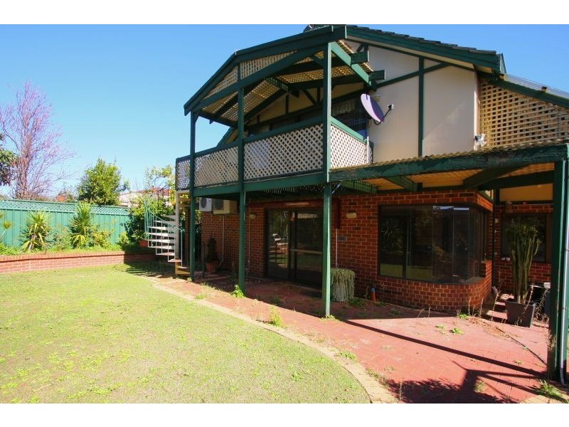 48 Kingsmill Gardens, Winthrop WA 6150