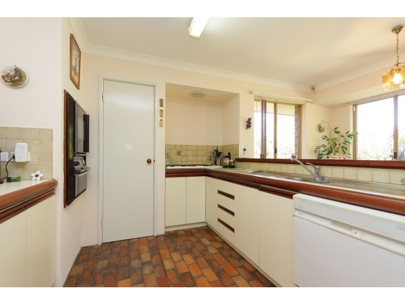53 Paterson Gardens, Winthrop WA 6150