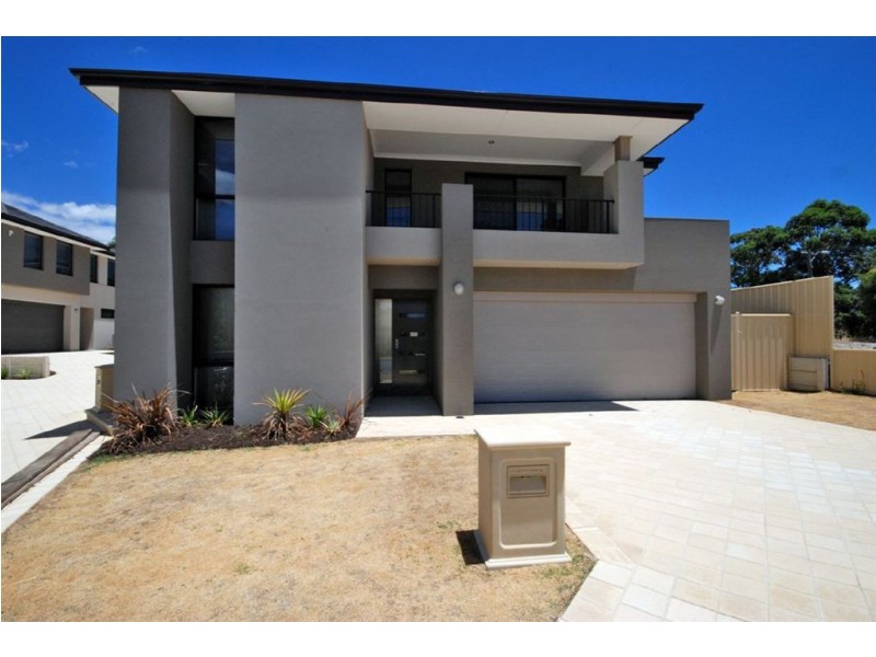 16A Lowes Street, Cloverdale WA 6105