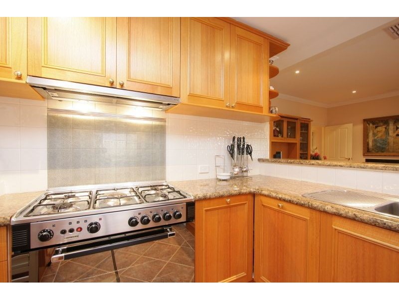 92 Aitken Drive, Winthrop WA 6150