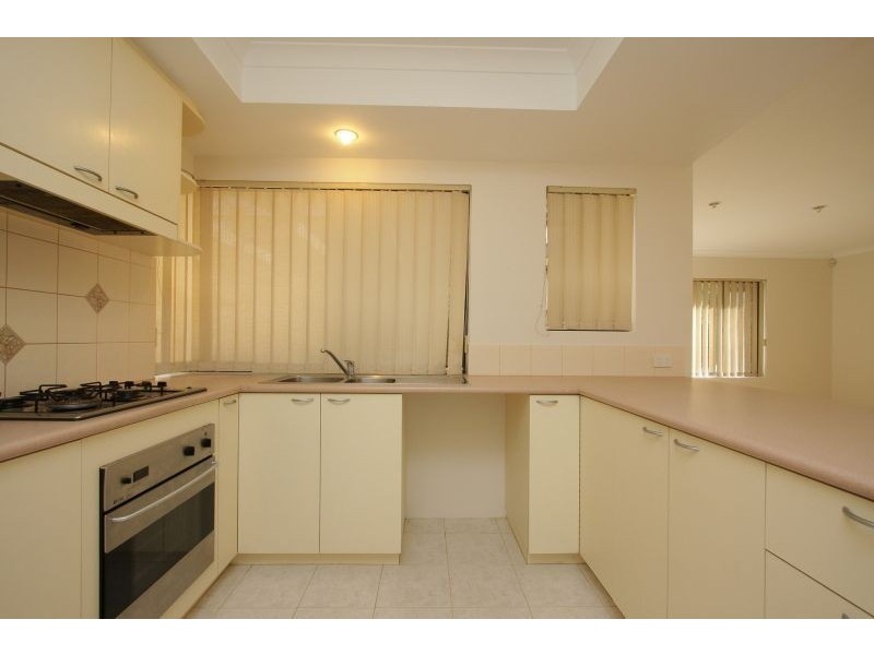 38 De Havilland View, Maylands WA 6051