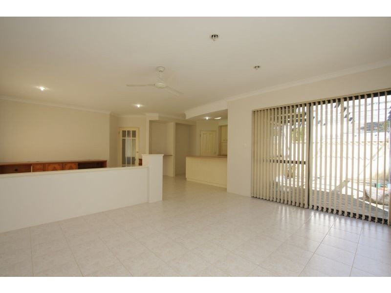 38 De Havilland View, Maylands WA 6051