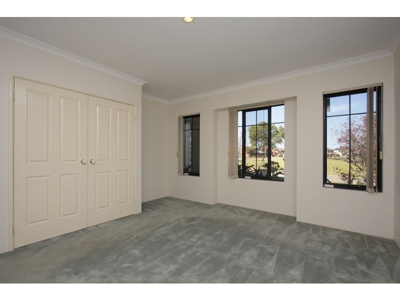 38 De Havilland View, Maylands WA 6051