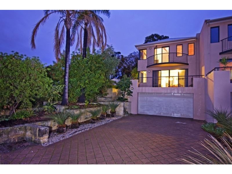 24 Robert Street, Como WA 6152
