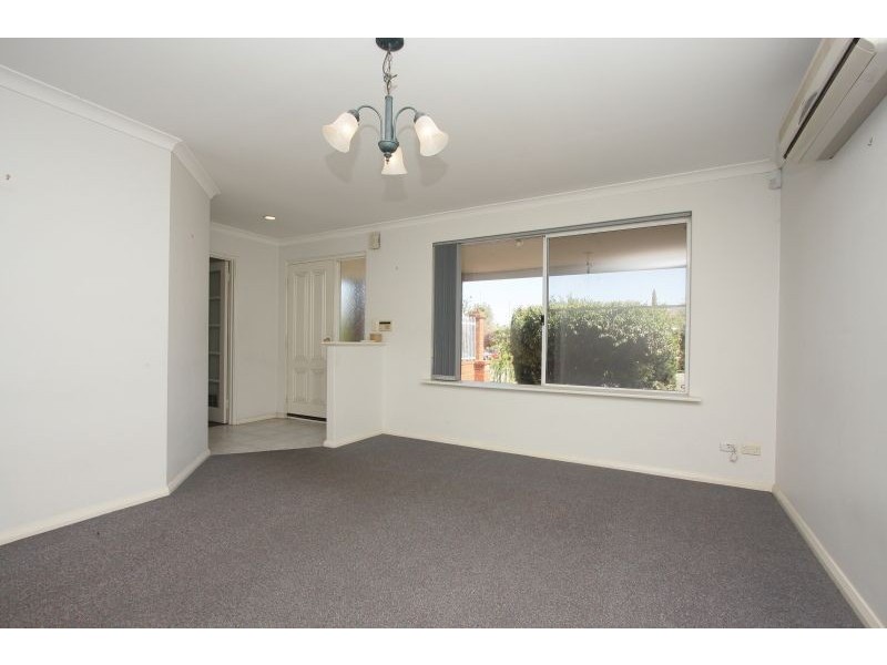 132 Robert Street, Como WA 6152