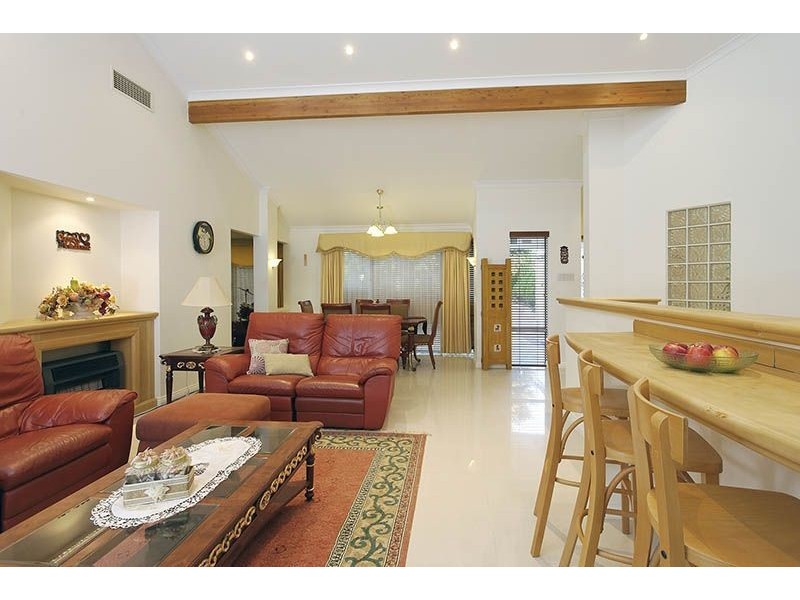 15 Glenelg Street, Applecross WA 6153