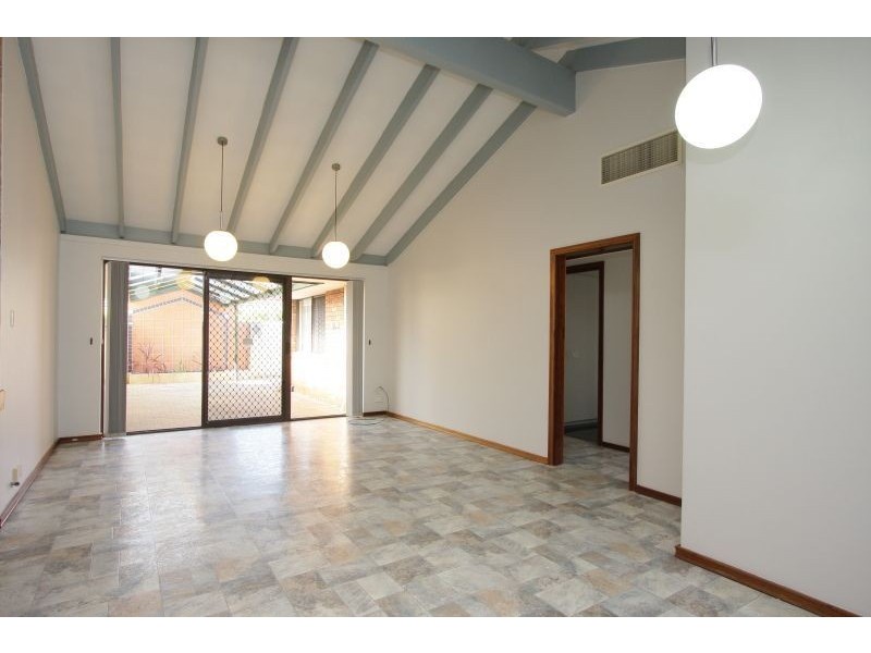 21 Marcus Avenue, Booragoon WA 6154