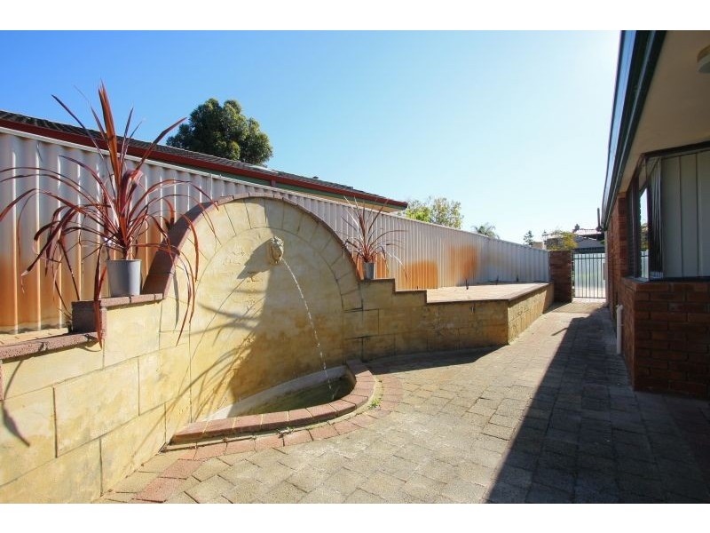 21 Marcus Avenue, Booragoon WA 6154