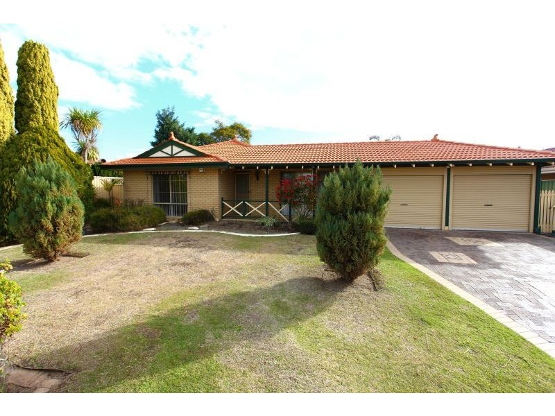 36 Kingsmill Gardens, Winthrop WA 6150