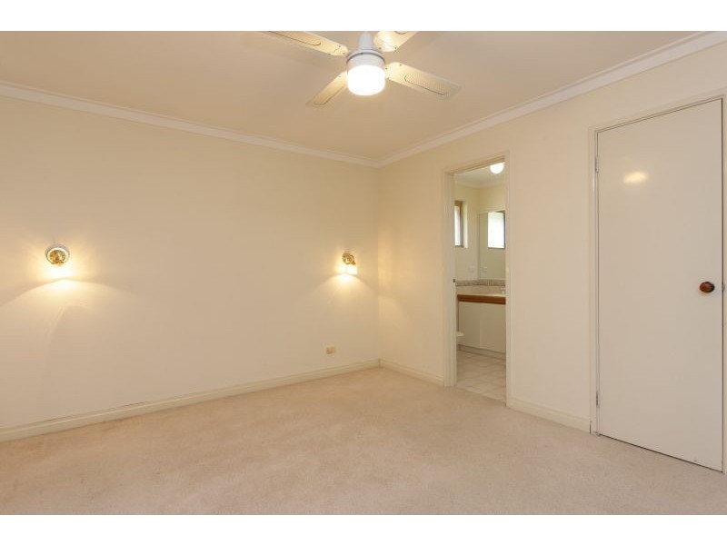 36 Kingsmill Gardens, Winthrop WA 6150