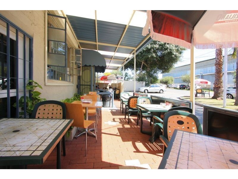 29 Adrian Street, Welshpool WA 6106