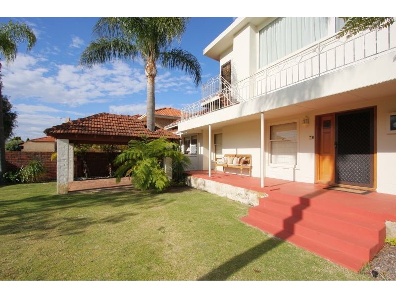 22 Troy Street, Applecross WA 6153