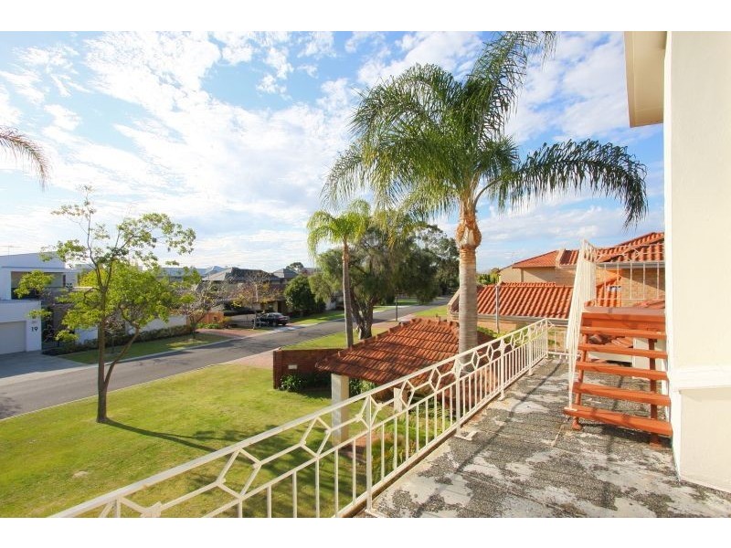 22 Troy Street, Applecross WA 6153