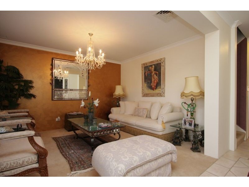 35 Lowan Loop, Karawara WA 6152