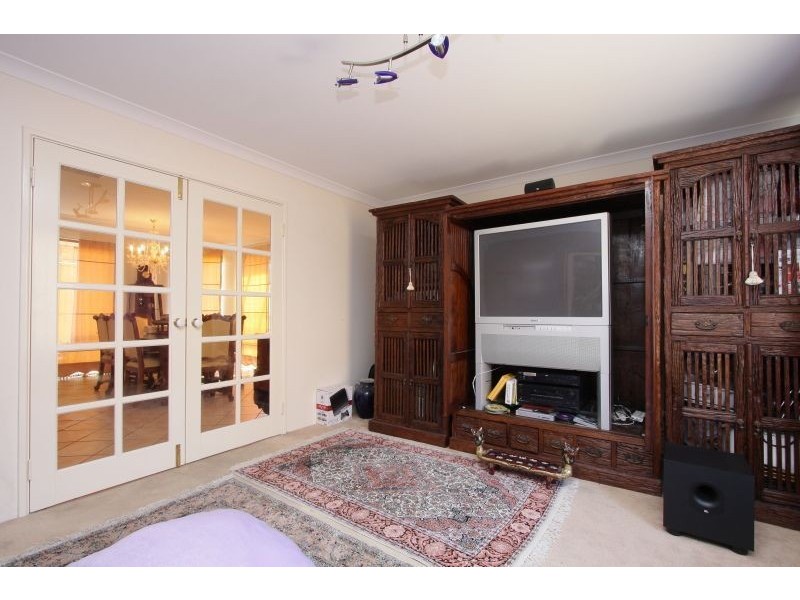 35 Lowan Loop, Karawara WA 6152