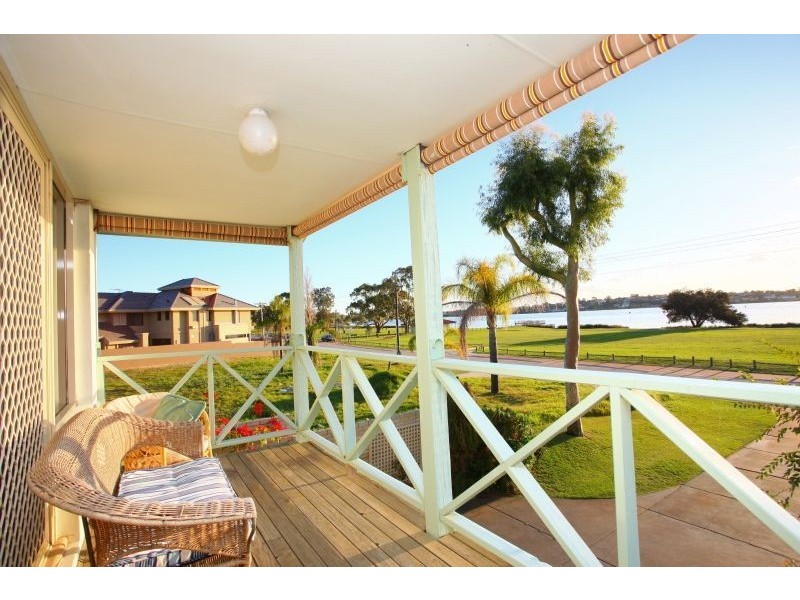 273A Riverton Drive, Shelley WA 6148