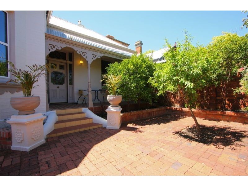 8 Bulwer Street, Perth WA 6000