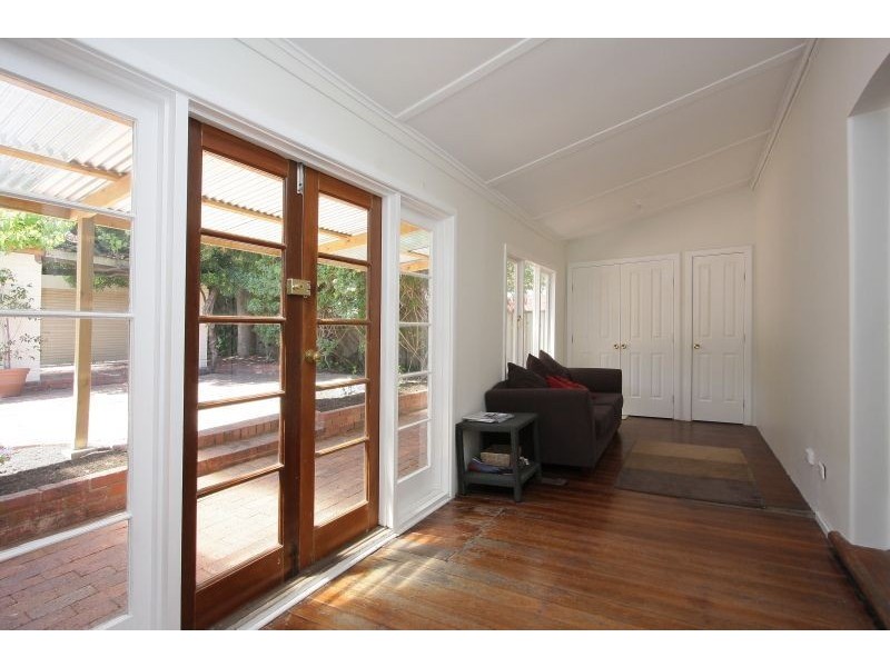 8 Bulwer Street, Perth WA 6000