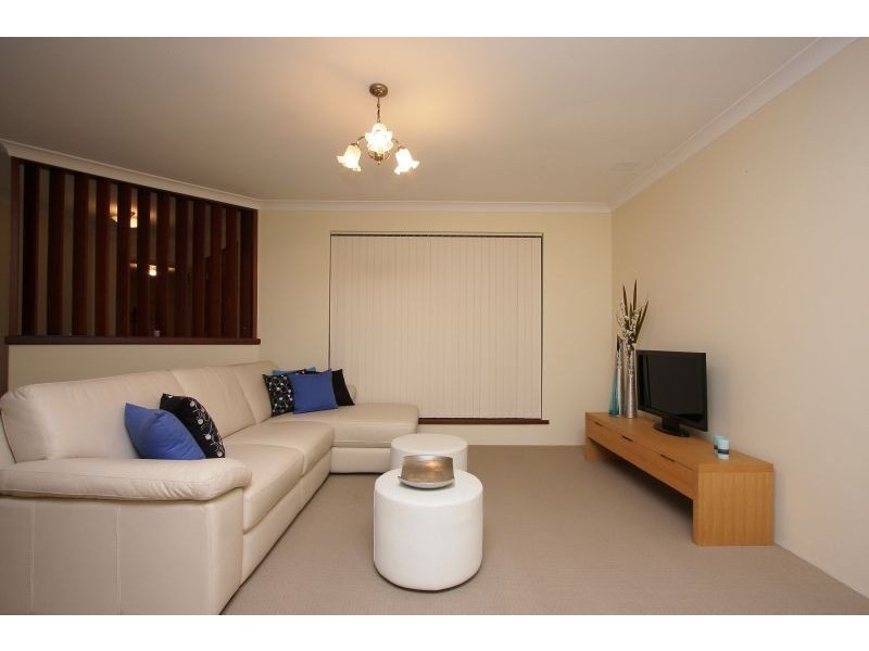 73A Reynolds Rd, Mount Pleasant WA 6153