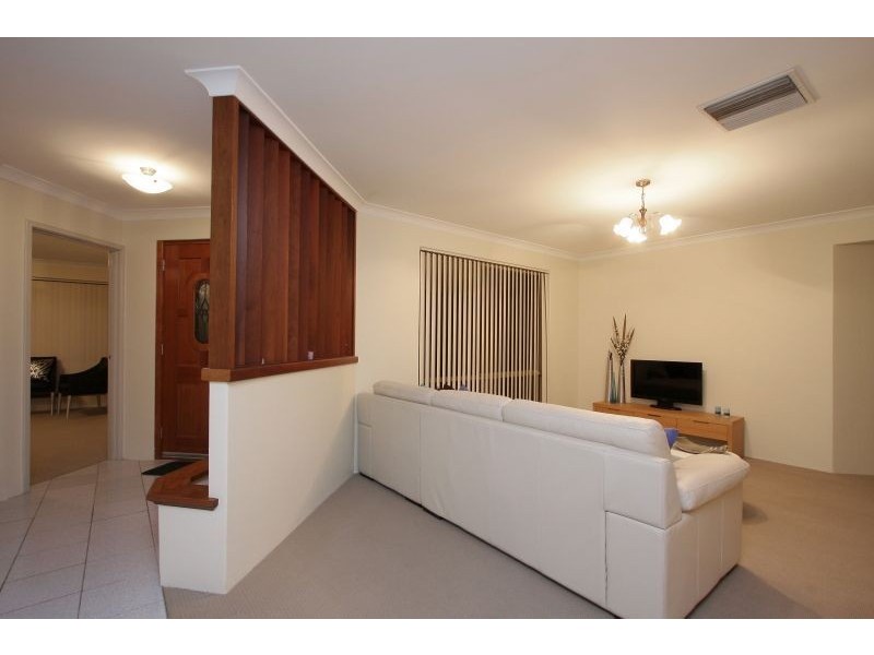 73A Reynolds Rd, Mount Pleasant WA 6153