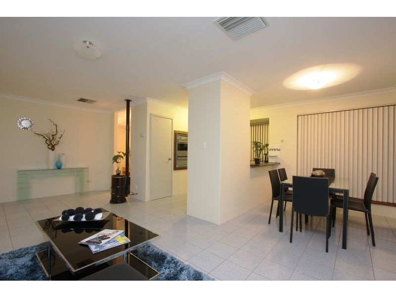 73A Reynolds Rd, Mount Pleasant WA 6153