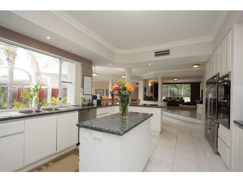 3 Rossiter Way, Winthrop WA 6150