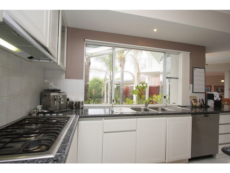 3 Rossiter Way, Winthrop WA 6150