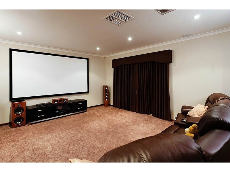 15 Quirk Dale, Winthrop WA 6150