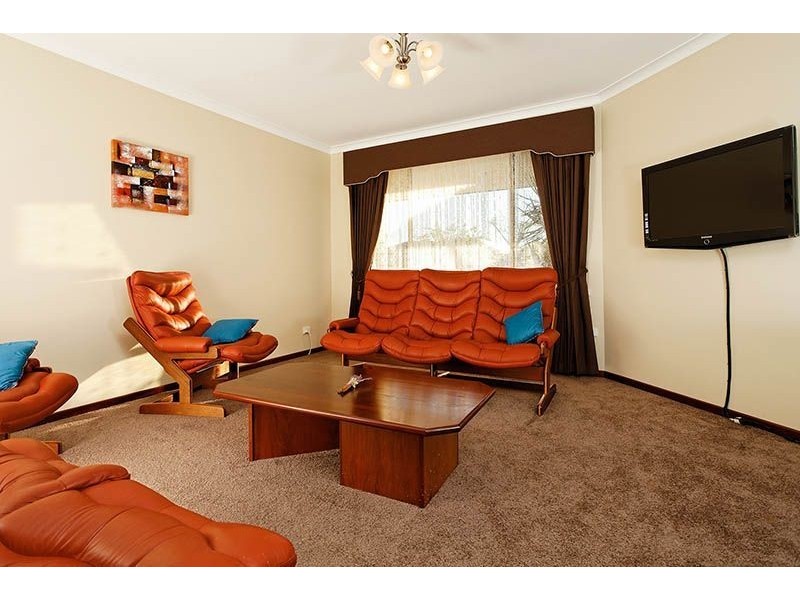 15 Quirk Dale, Winthrop WA 6150