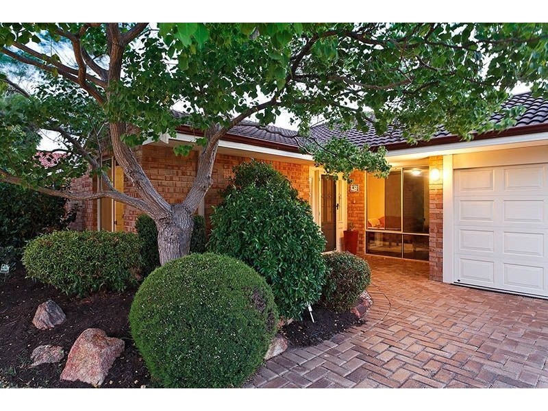 48 Freedman Way, Winthrop WA 6150