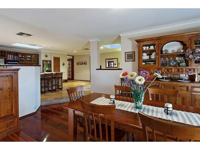 48 Freedman Way, Winthrop WA 6150