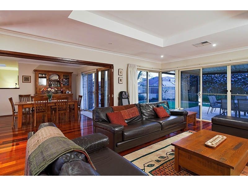 48 Freedman Way, Winthrop WA 6150