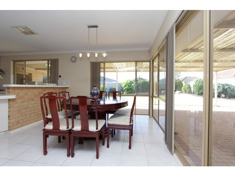 16 Law Court, Winthrop WA 6150