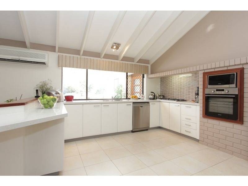 20 St Michael Terrace, Mount Pleasant WA 6153