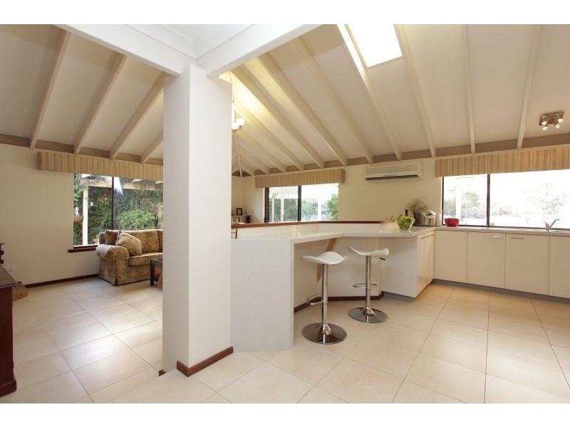 20 St Michael Terrace, Mount Pleasant WA 6153