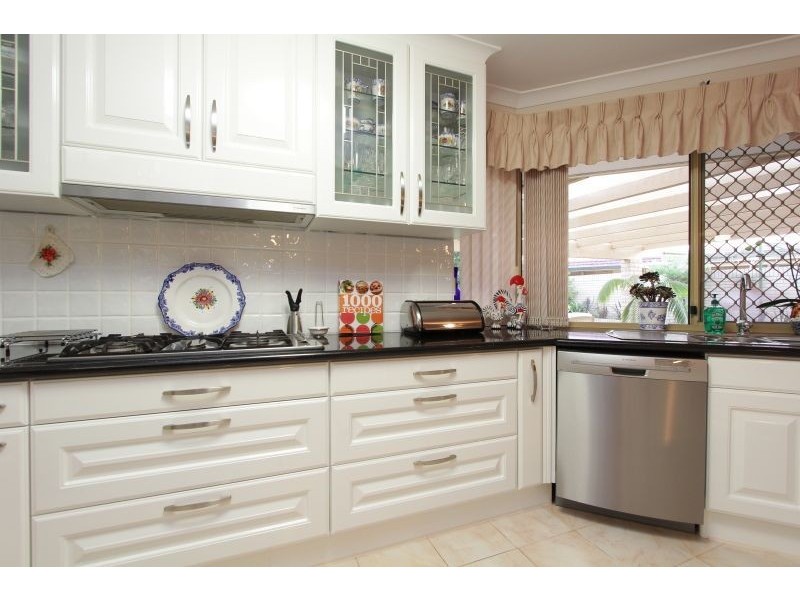 13 Mauldon Mews, Winthrop WA 6150