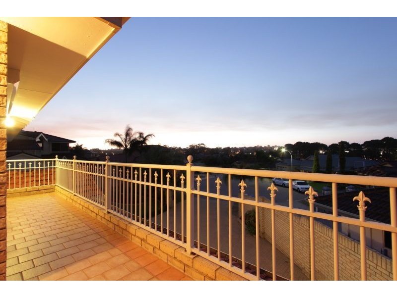 13 Mauldon Mews, Winthrop WA 6150