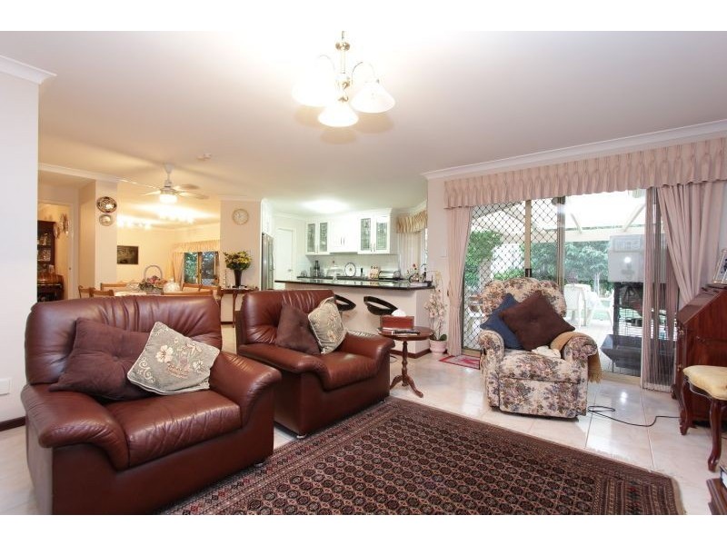 13 Mauldon Mews, Winthrop WA 6150