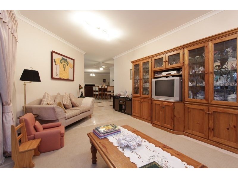 13 Mauldon Mews, Winthrop WA 6150