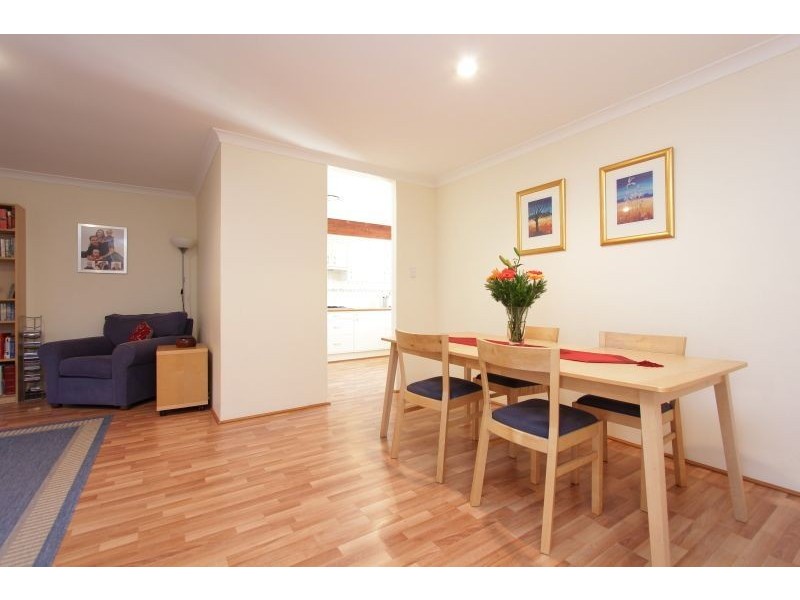 4 Hackett Pass, Winthrop WA 6150