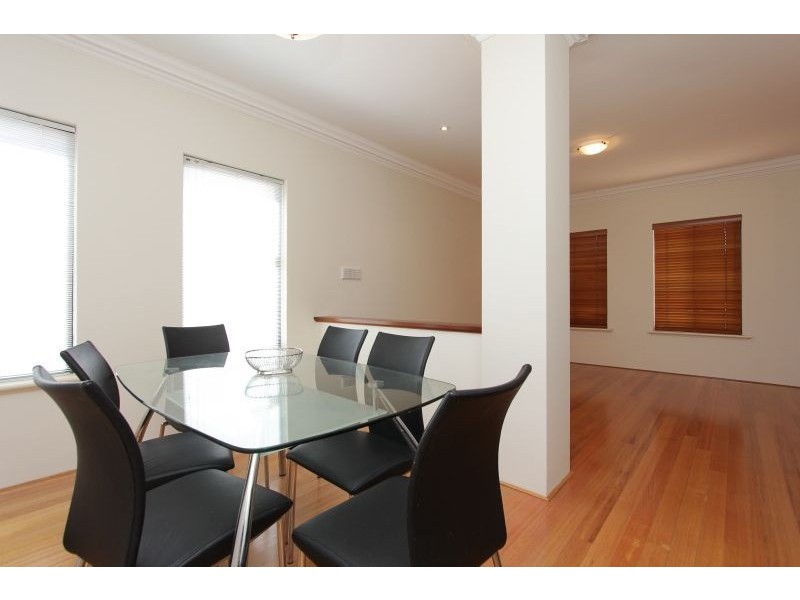 8 Hesford Avenue, Mount Pleasant WA 6153