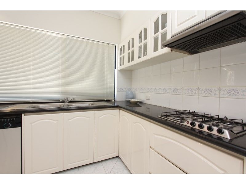 8 Hesford Avenue, Mount Pleasant WA 6153