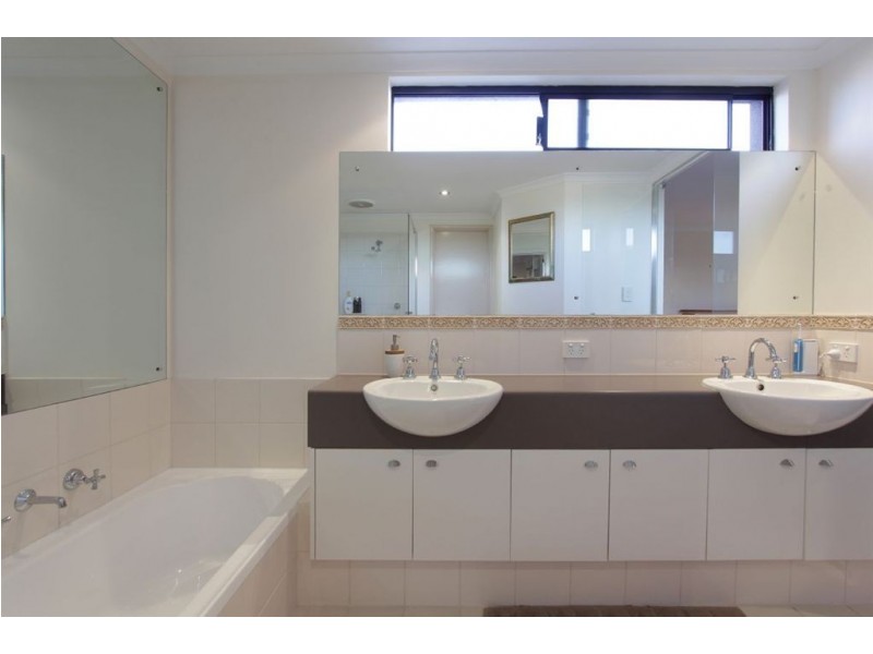 7A Allerton Way, Booragoon WA 6154