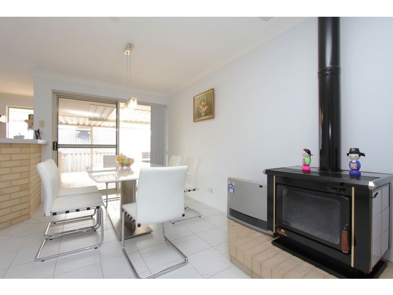11 Hawker Close, Kardinya WA 6163