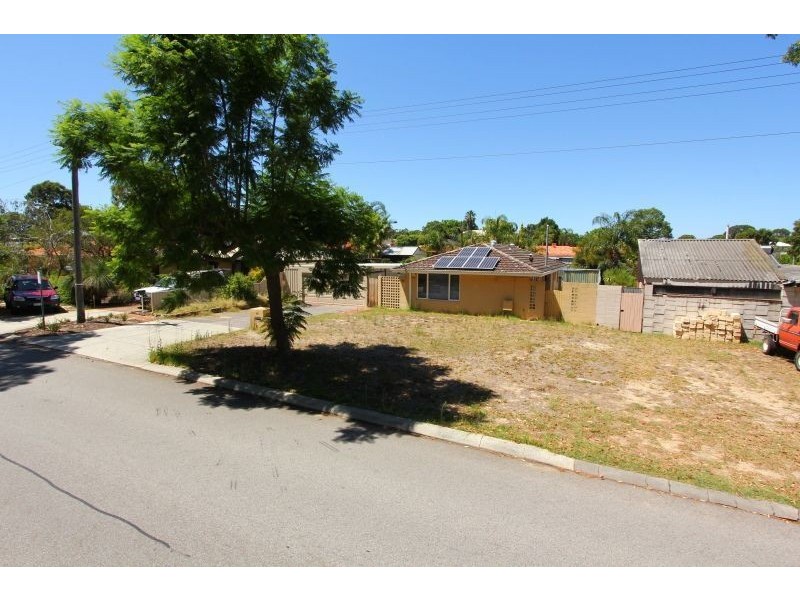 43 Ochiltree Way, Kardinya WA 6163