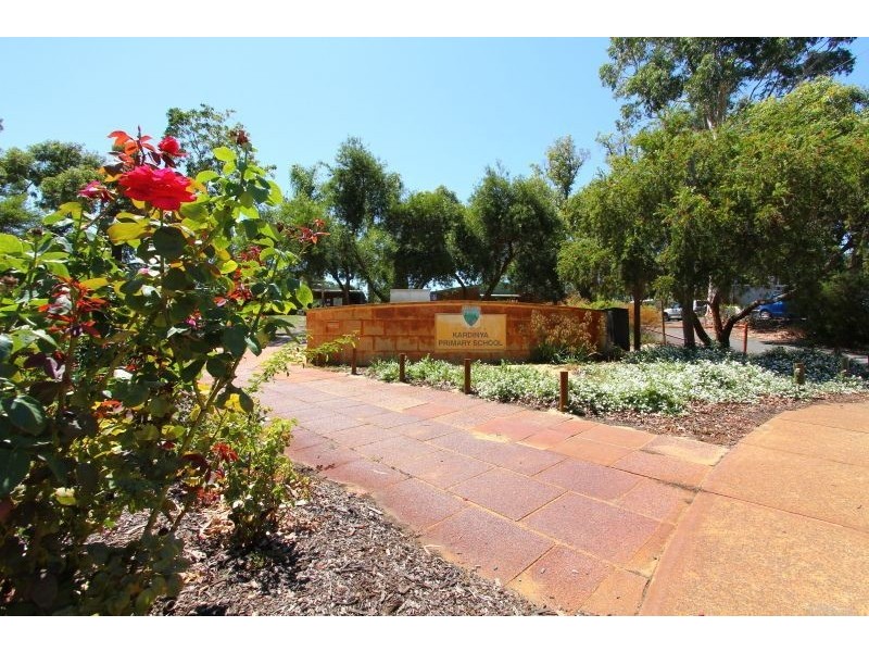 43 Ochiltree Way, Kardinya WA 6163